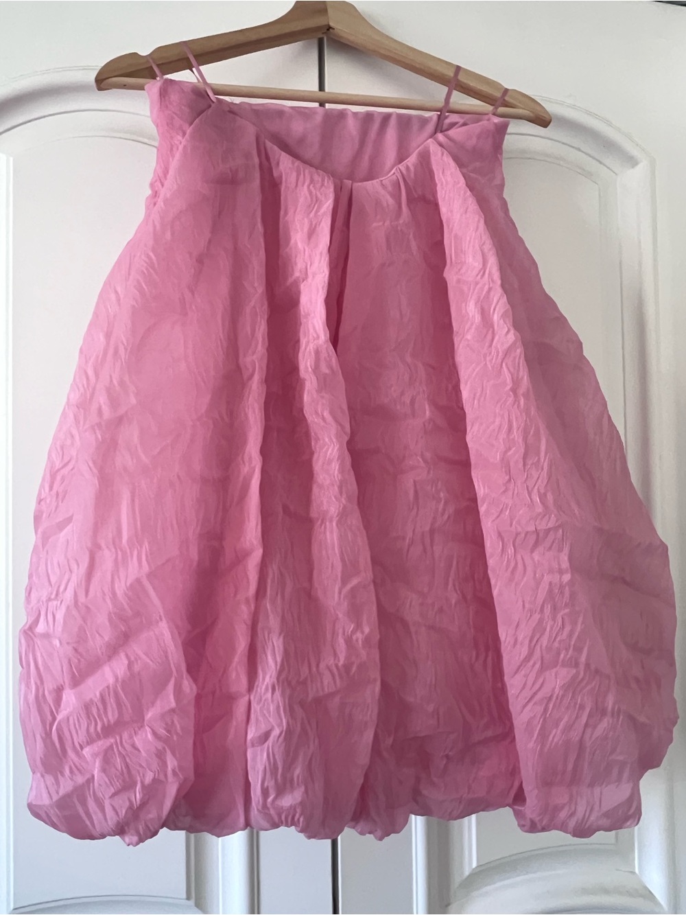 Women's Pink Bubble Skirt - Lightweight Flowy Design - Picture 6 of 9